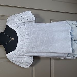 NWT Style & Co bright white embroidery eyelet puffy sleeve top size small